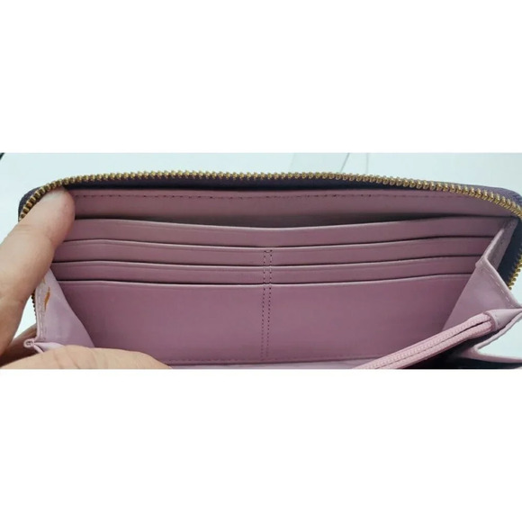 Coach Purple Soft Leather Zip Around Wallet Billfold - Picture 16 of 16